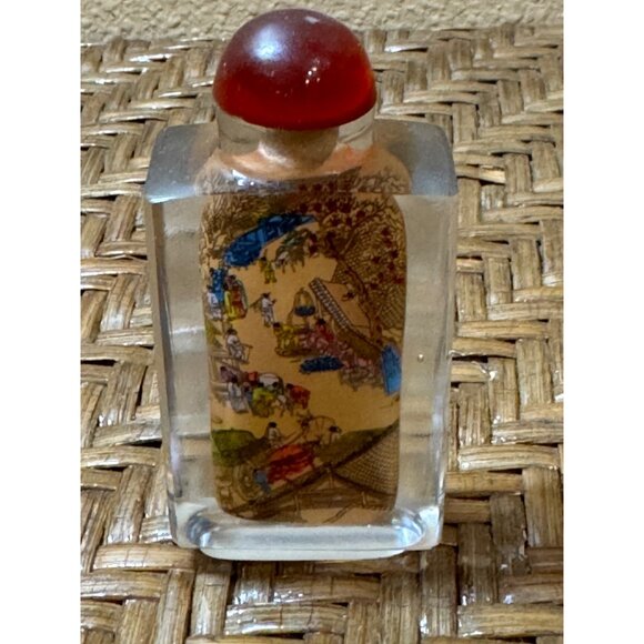 Vintage Chinese Snuff Bottle With Inside Reverse Painting & Red Stopper - Picture 2 of 8